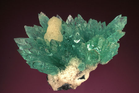 apophyllite-verte