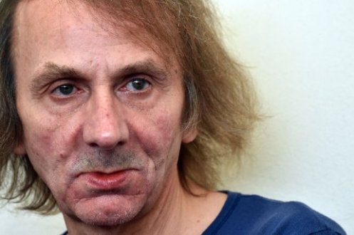 jour-j-pour-soumission-le-6e-roman-de-michel-houellebecq_502465_516x343